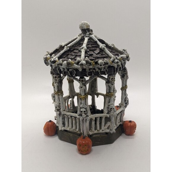 Lemax Spooky Town Skeleton Gazebo 73609 Halloween Village Retired 2007 with Box - Picture 2 of 8